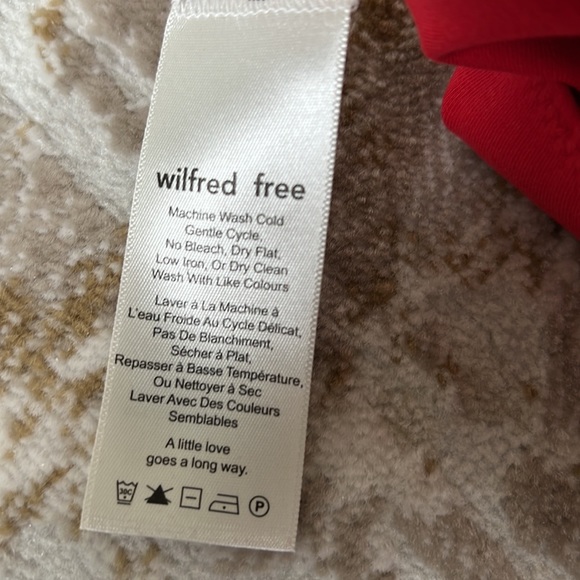 Aritzia Wilfred Free Red Scoop Neck Sleeveless Bodysuit Sz XS - Picture 6 of 6